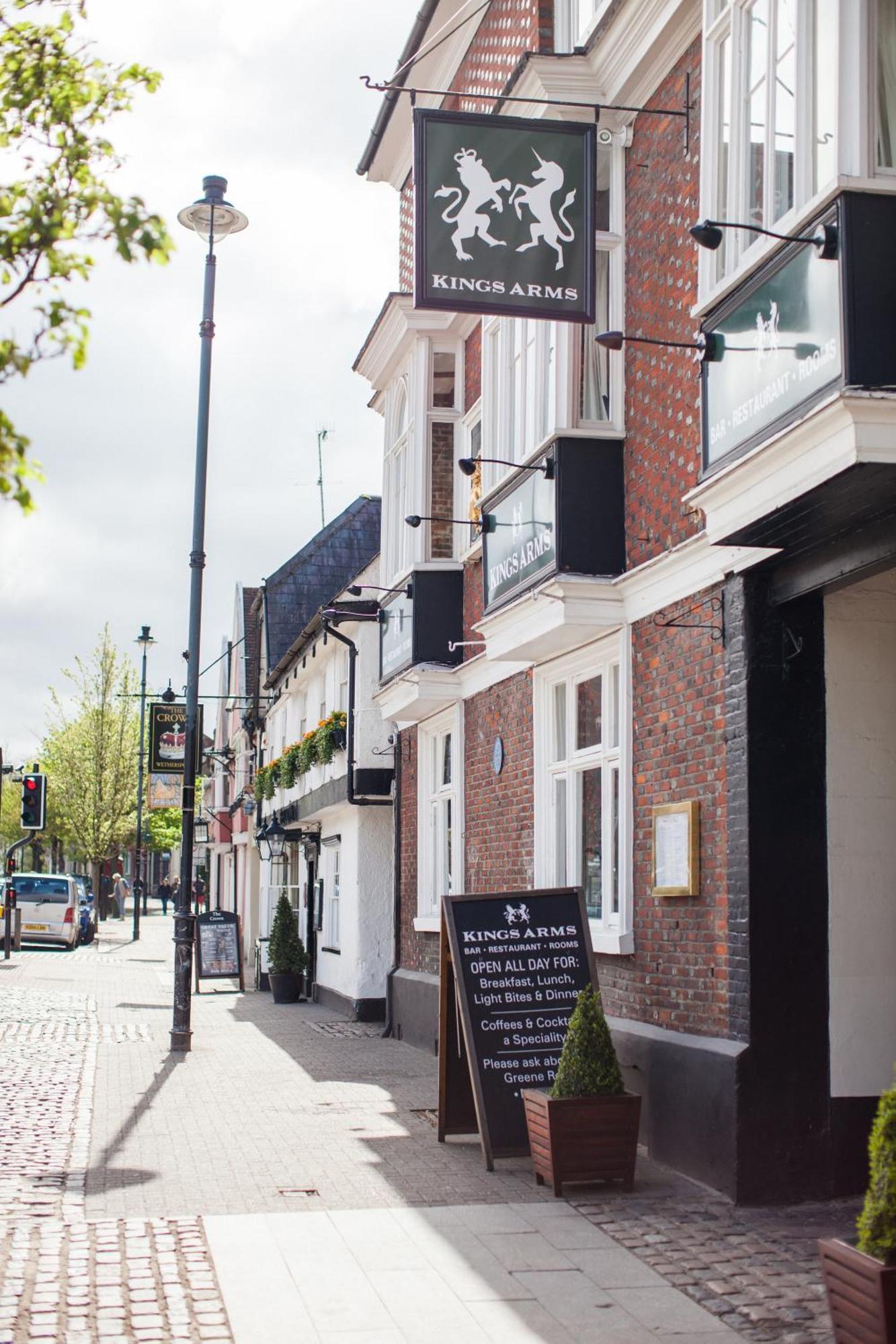 Kings Arms Hotel Бъркхамстед Екстериор снимка