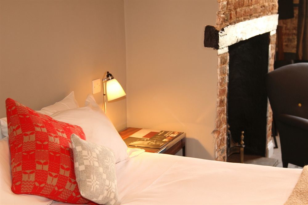 Kings Arms Hotel Бъркхамстед Екстериор снимка