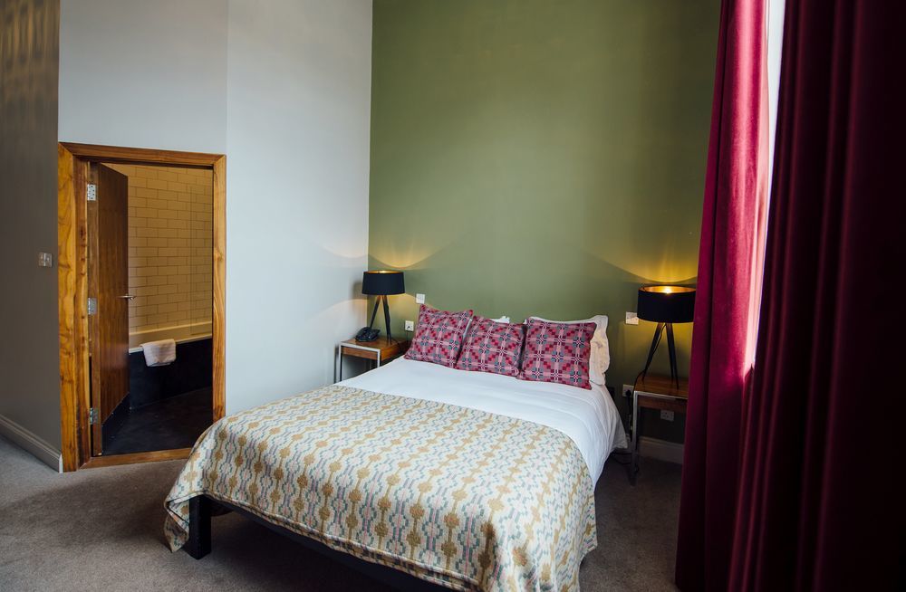 Kings Arms Hotel Бъркхамстед Екстериор снимка