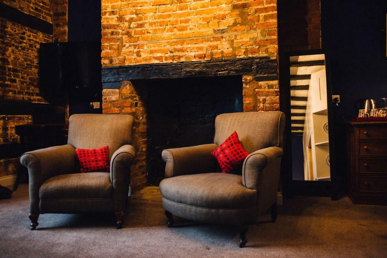 Kings Arms Hotel Бъркхамстед Екстериор снимка